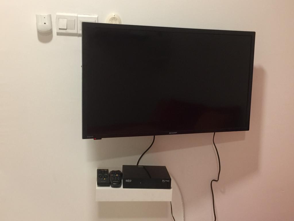 Vista Alam Roomstay Homestay Shah Alam Esterno foto