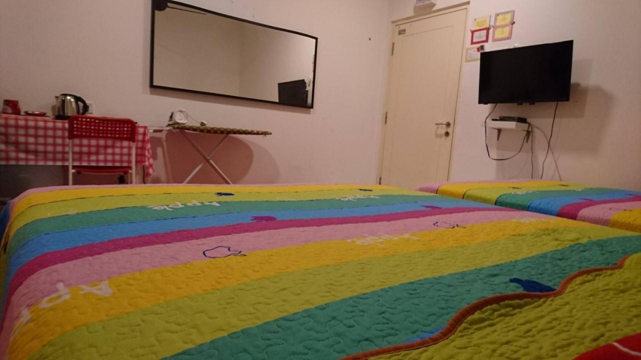 Vista Alam Roomstay Homestay Shah Alam Esterno foto